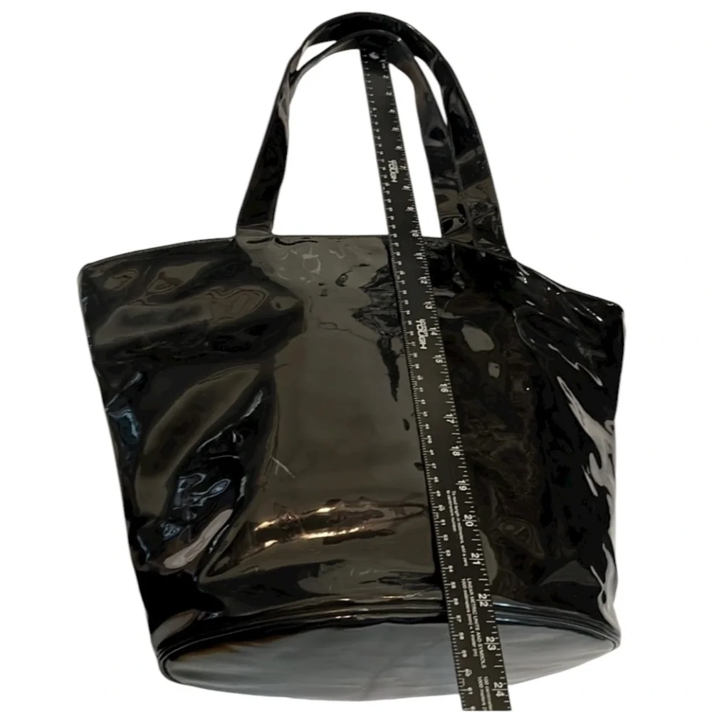 Elizabeth Arden large black patent leather tote bag 2 handles